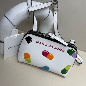 (new+tag) Marc Jacobs RARE small crossbody white leather fit large iphone